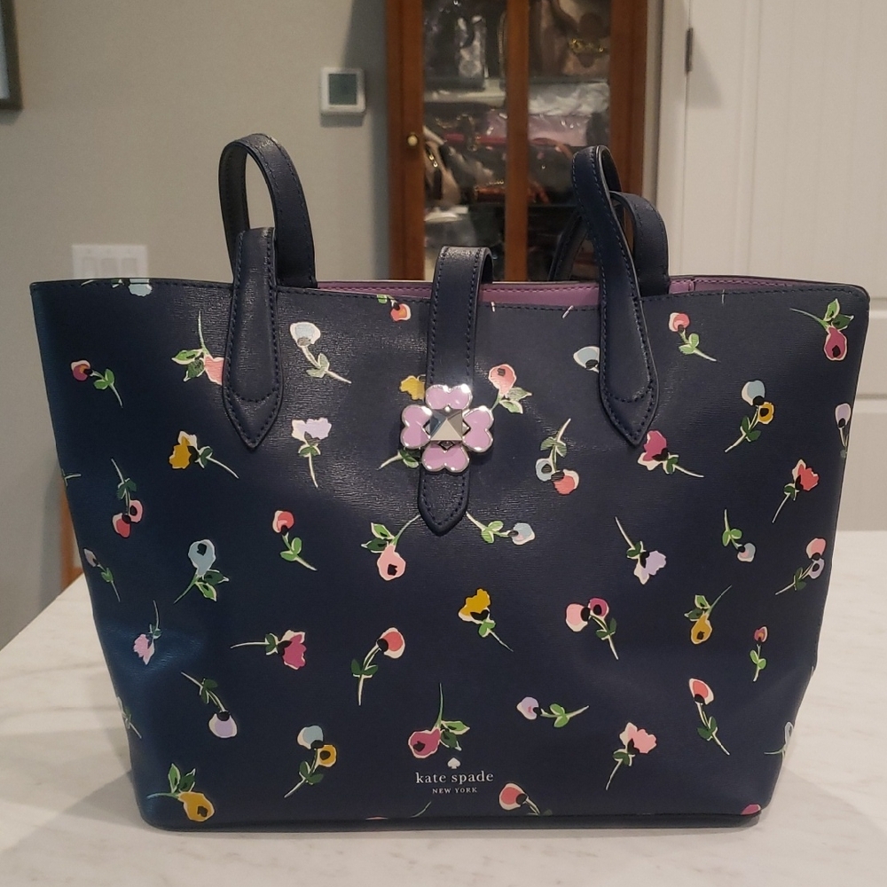 Kate Spade ♠️ Navy Floral Tote Size Medium